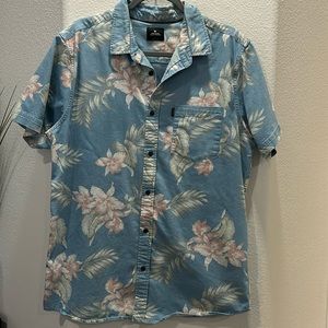Men’s Short Sleeve Button Down